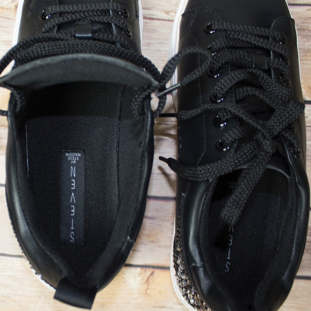 Black Madden sparkle star sneakers - Picture 7 of 8